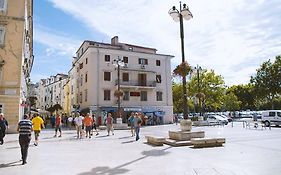 Odeon Apartment And Rooms